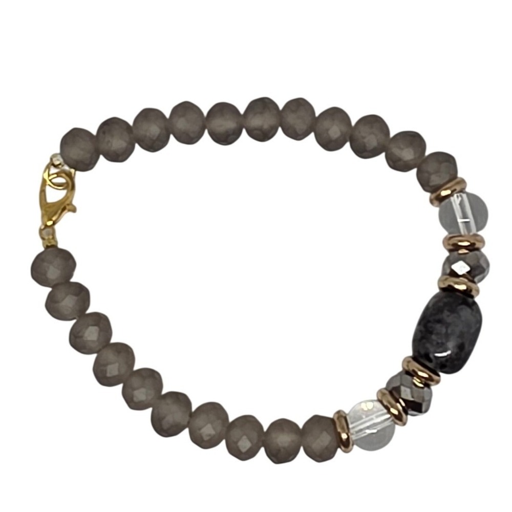Natural stone Stretch Bracelet Gray Faceted Beads Gold Tone Accent Stones